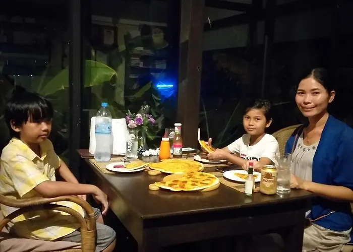 Pomelo Travel Outpost Cambodia ដំណាក់ភ្នំក្រោម Siem Reap