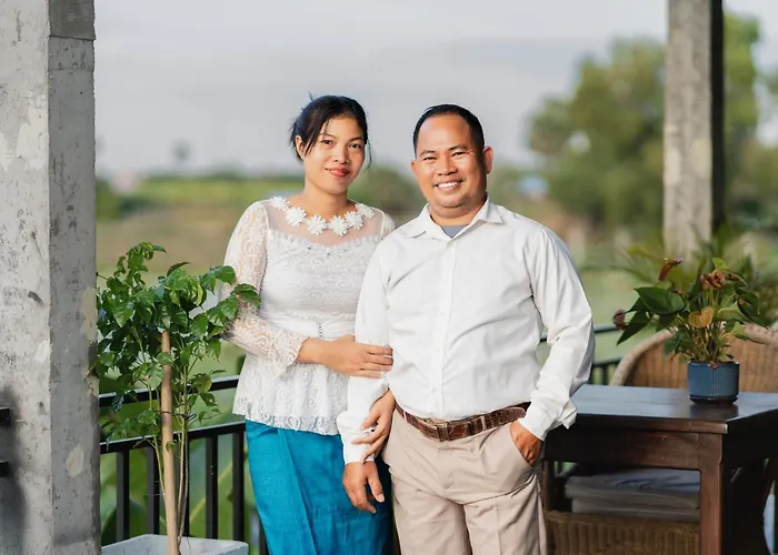Pomelo Travel Outpost Cambodia ដំណាក់ភ្នំក្រោម Pensjonat Siem Reap
