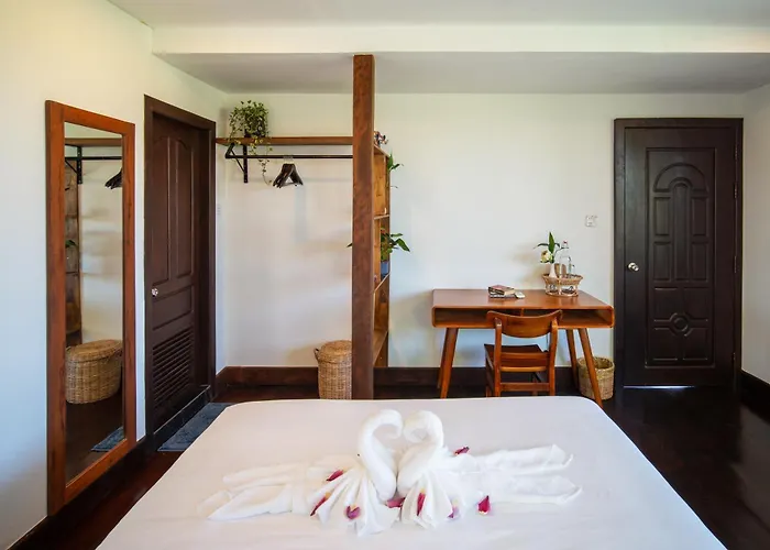 招待所 Pomelo Travel Outpost Cambodia ដំណាក់ភ្នំក្រោម 3*