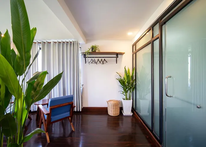 Pomelo Travel Outpost Cambodia ដំណាក់ភ្នំក្រោម 招待所 暹粒