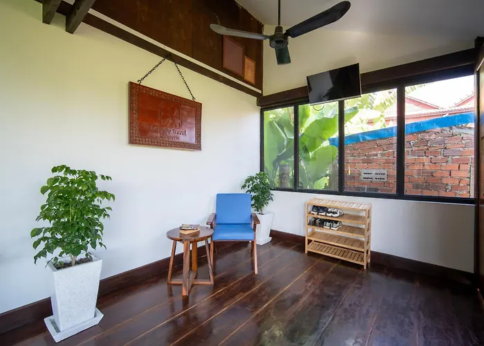 Pomelo Travel Outpost Cambodia ដំណាក់ភ្នំក្រោម 3* Siem Reap
